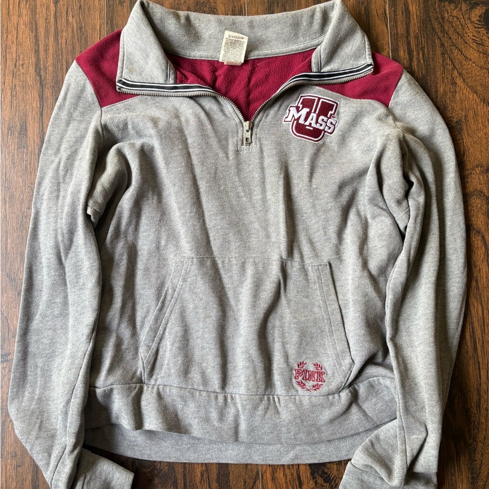 PINK Victoria's Secret UMASS 1/4 zip